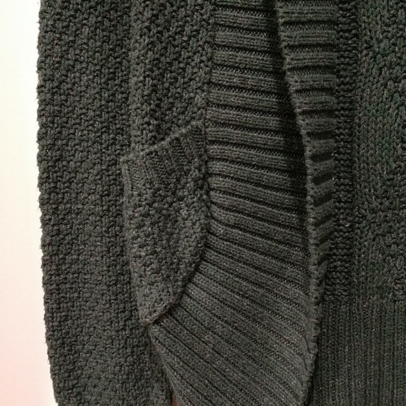 UO sweater - Picture 2 of 3